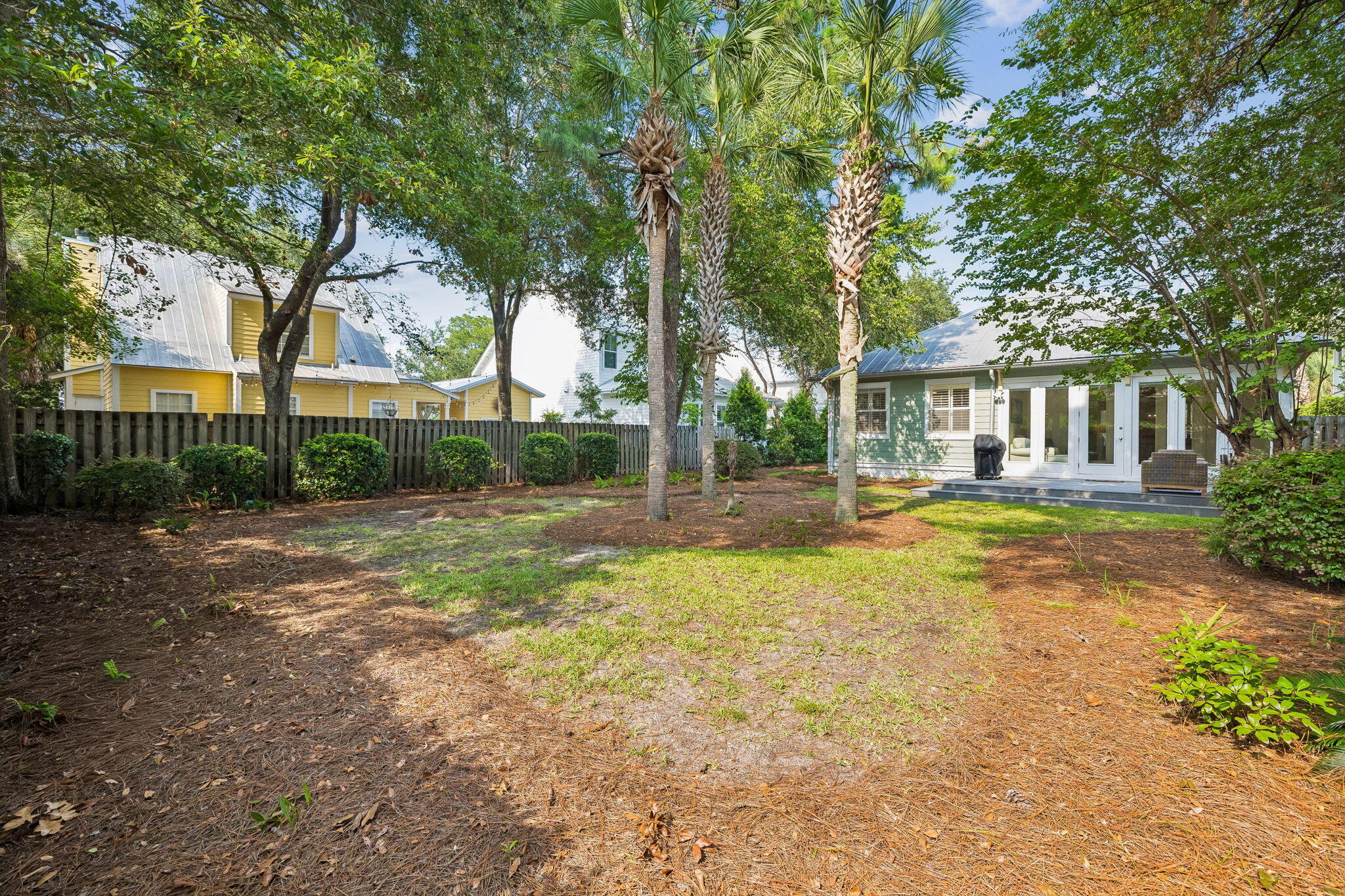 CRYSTAL LAKE PHASE I - Residential