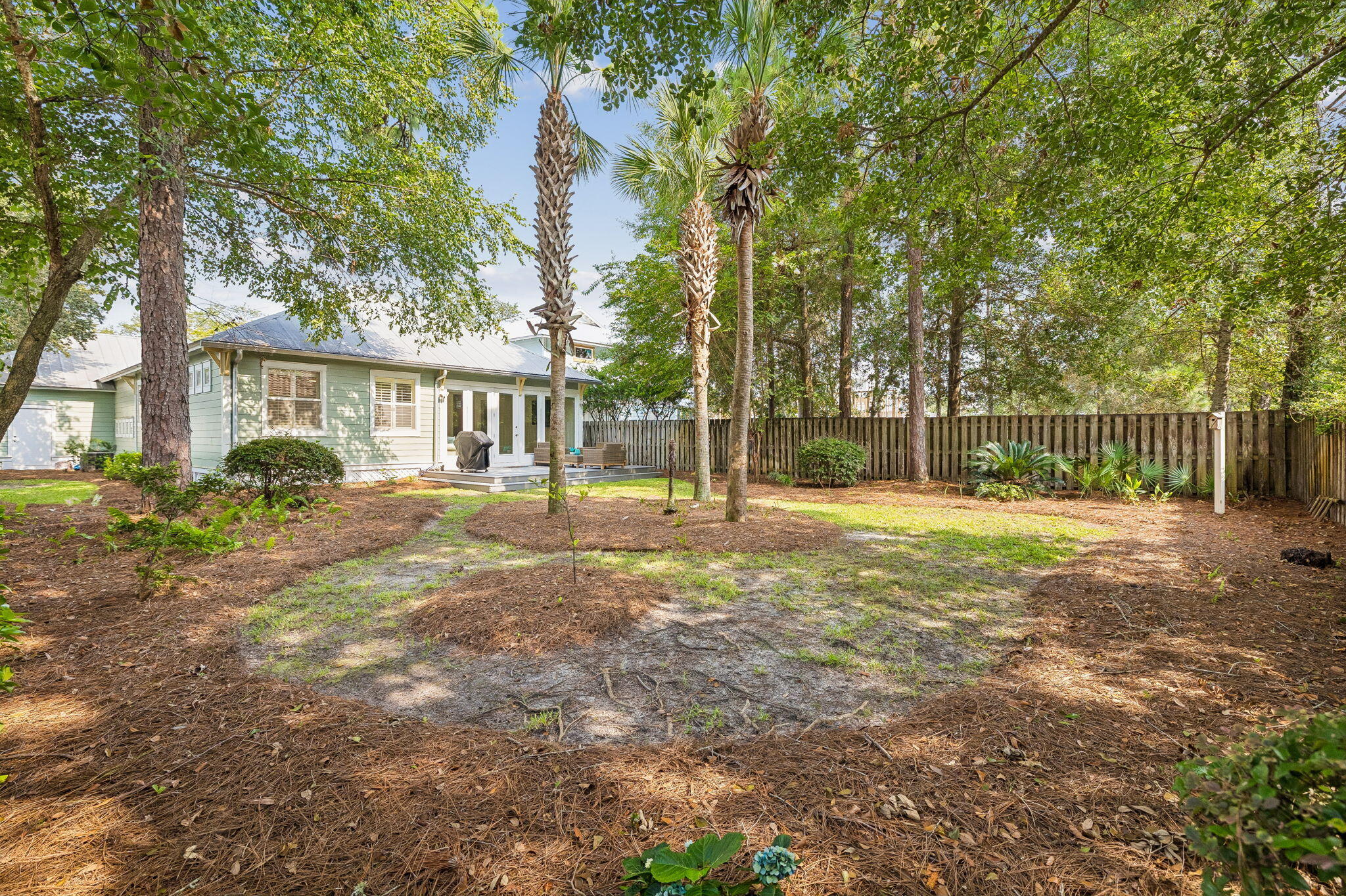 CRYSTAL LAKE PHASE I - Residential