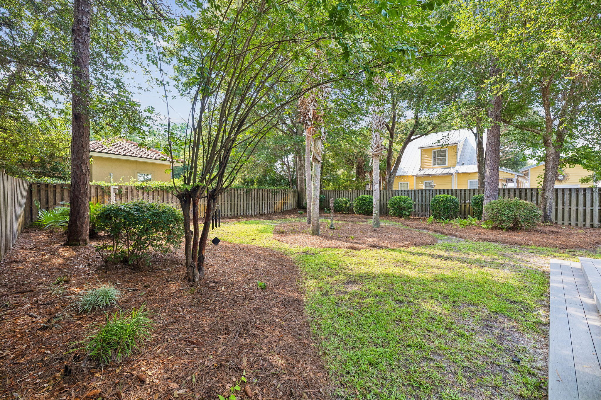 CRYSTAL LAKE PHASE I - Residential