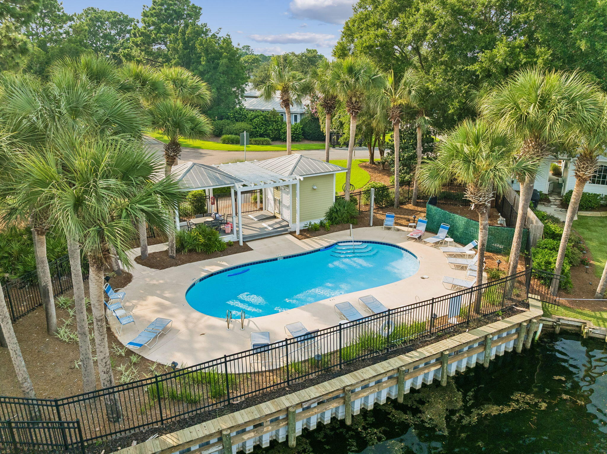 CRYSTAL LAKE PHASE I - Residential