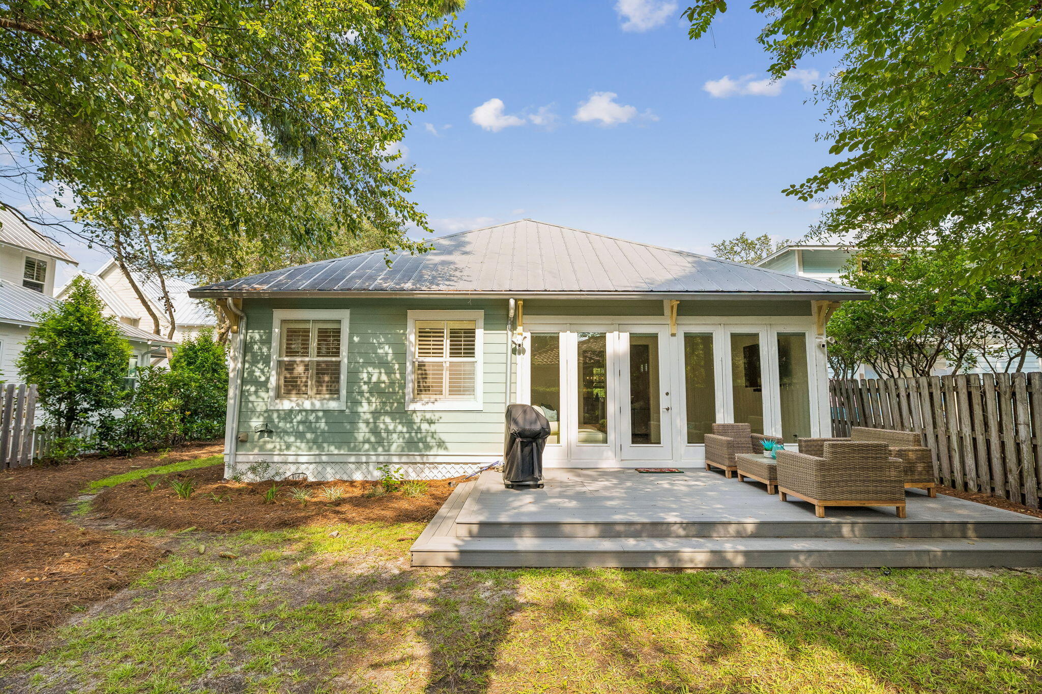 CRYSTAL LAKE PHASE I - Residential
