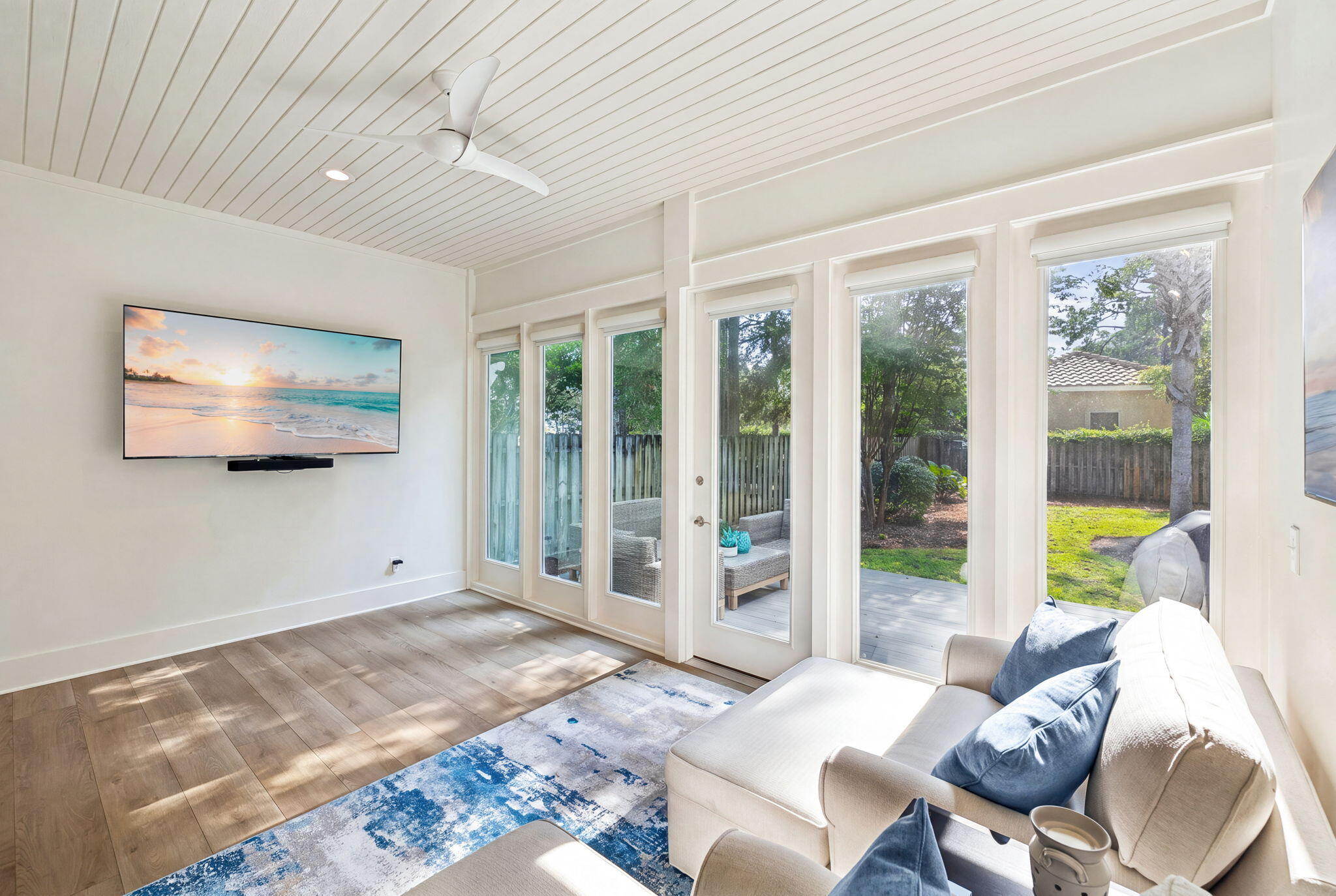 CRYSTAL LAKE PHASE I - Residential