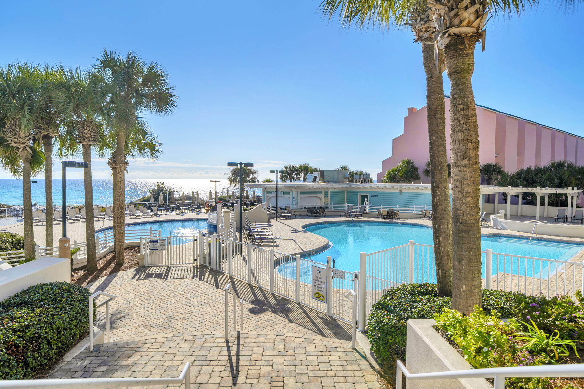 TIDES AT TOPS'L - Residential