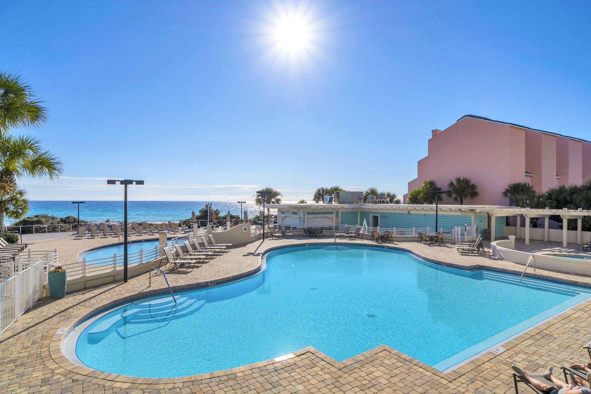 TIDES AT TOPS'L - Residential
