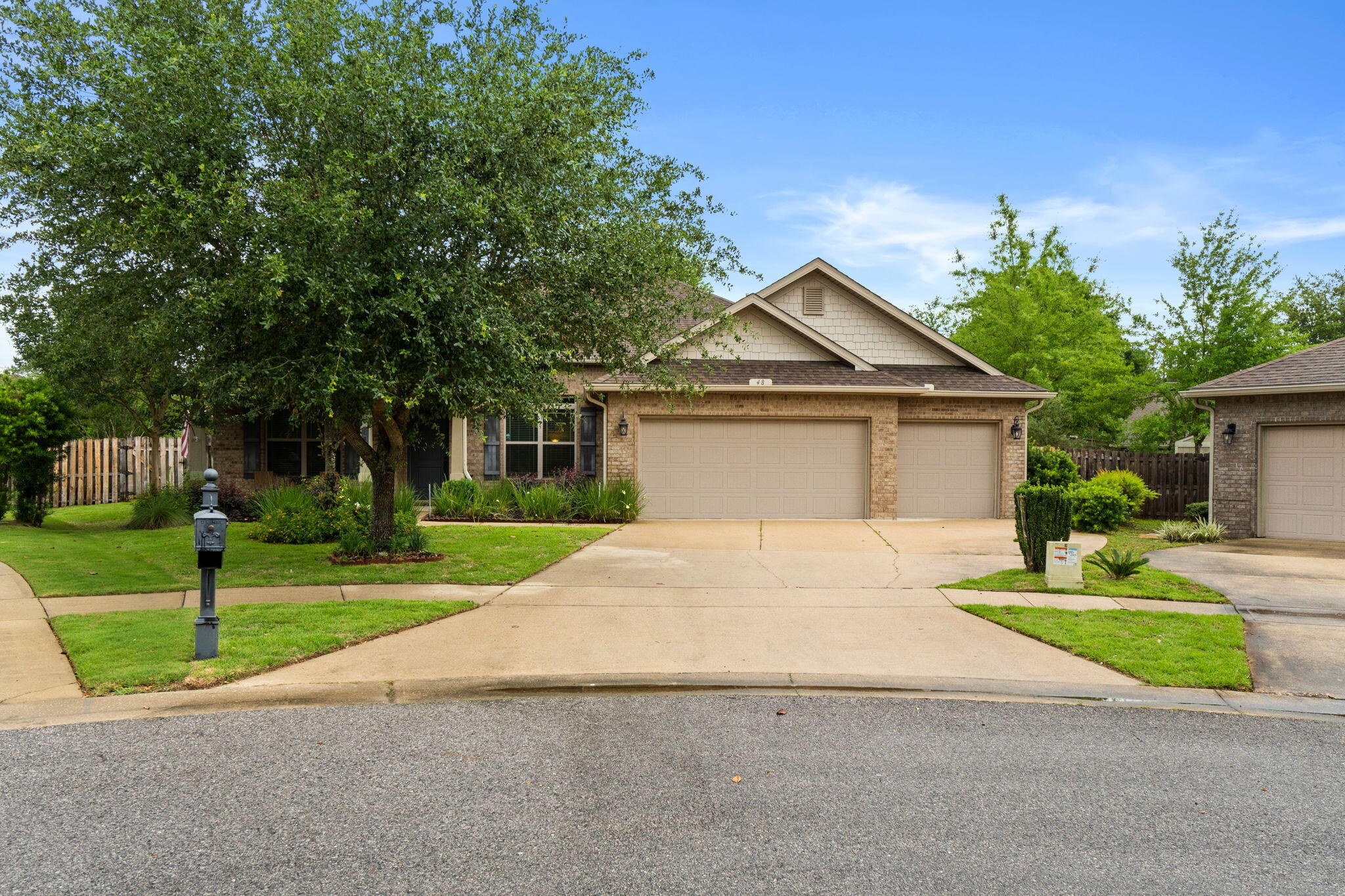 HAMMOCK BAY - Residential