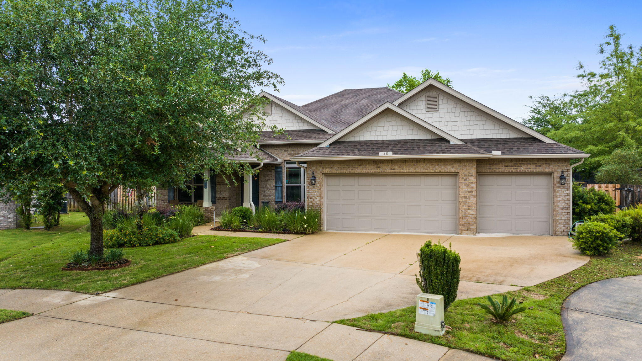 HAMMOCK BAY - Residential