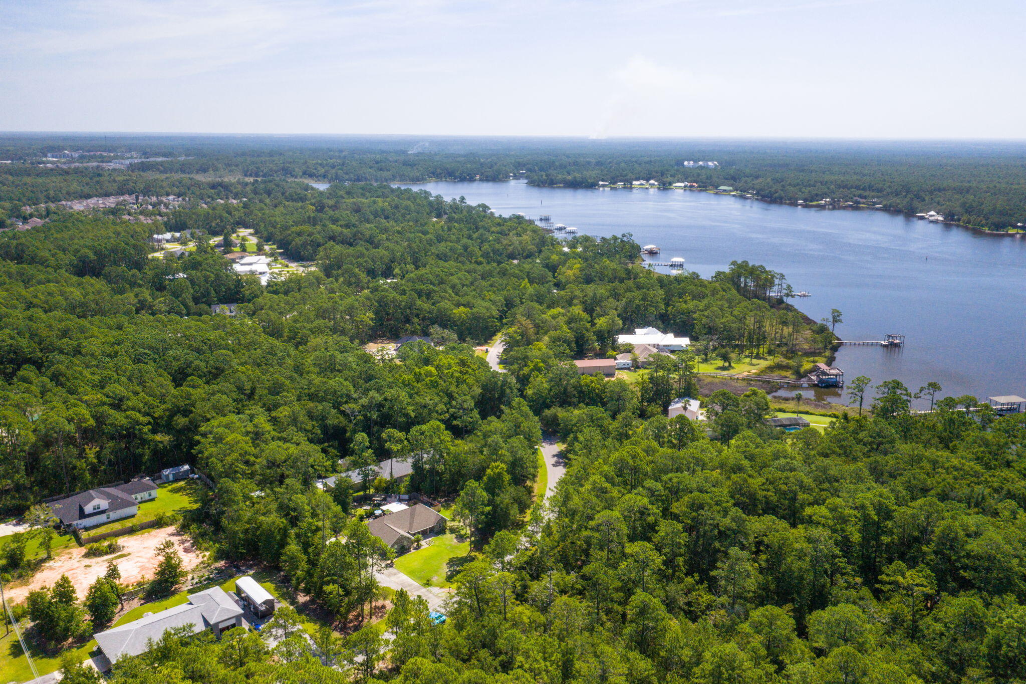 LAGRANGE SHORES - Residential