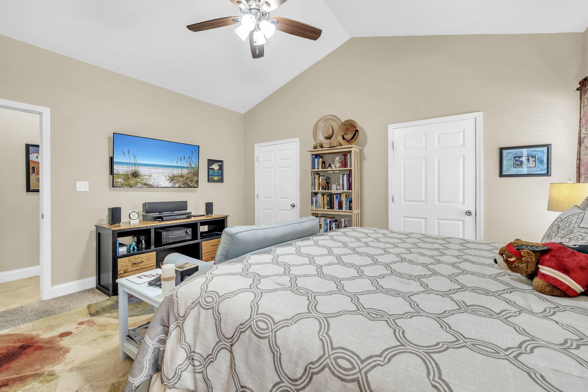 LAGRANGE SHORES - Residential