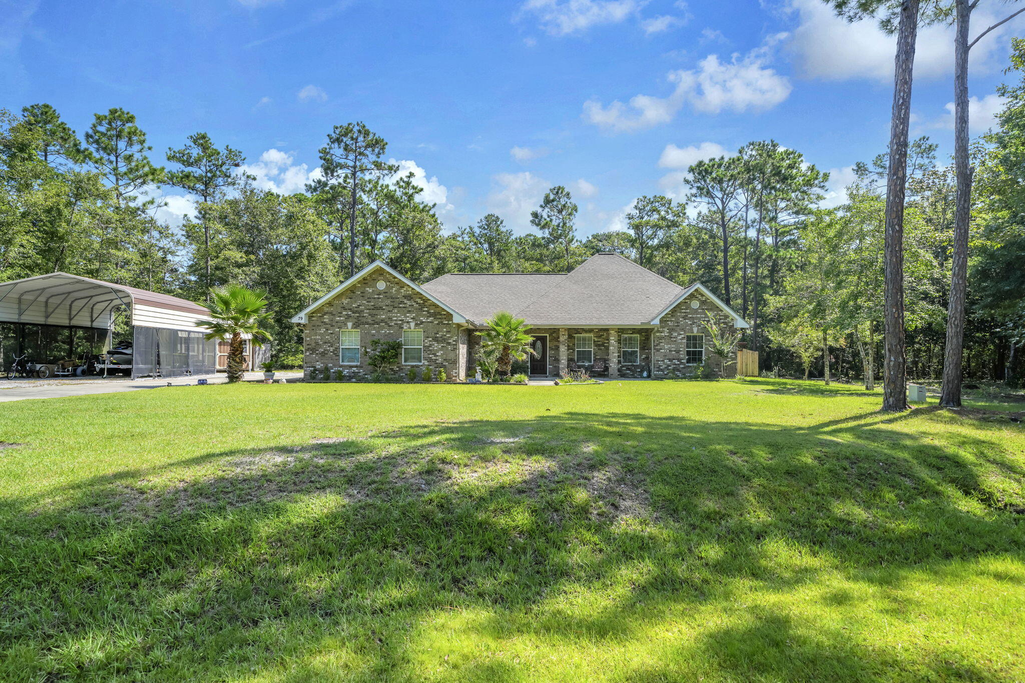 LAGRANGE SHORES - Residential