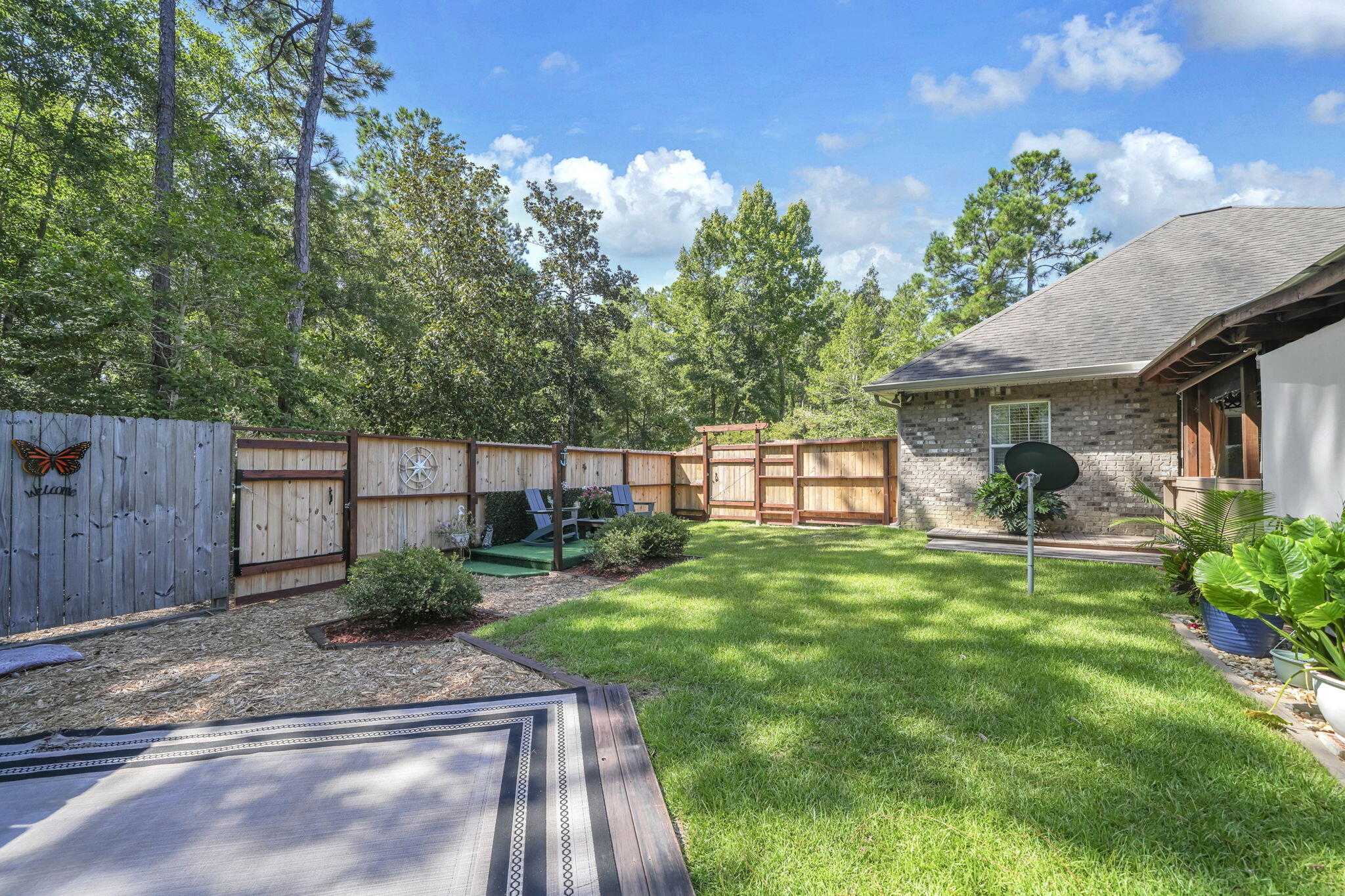 LAGRANGE SHORES - Residential