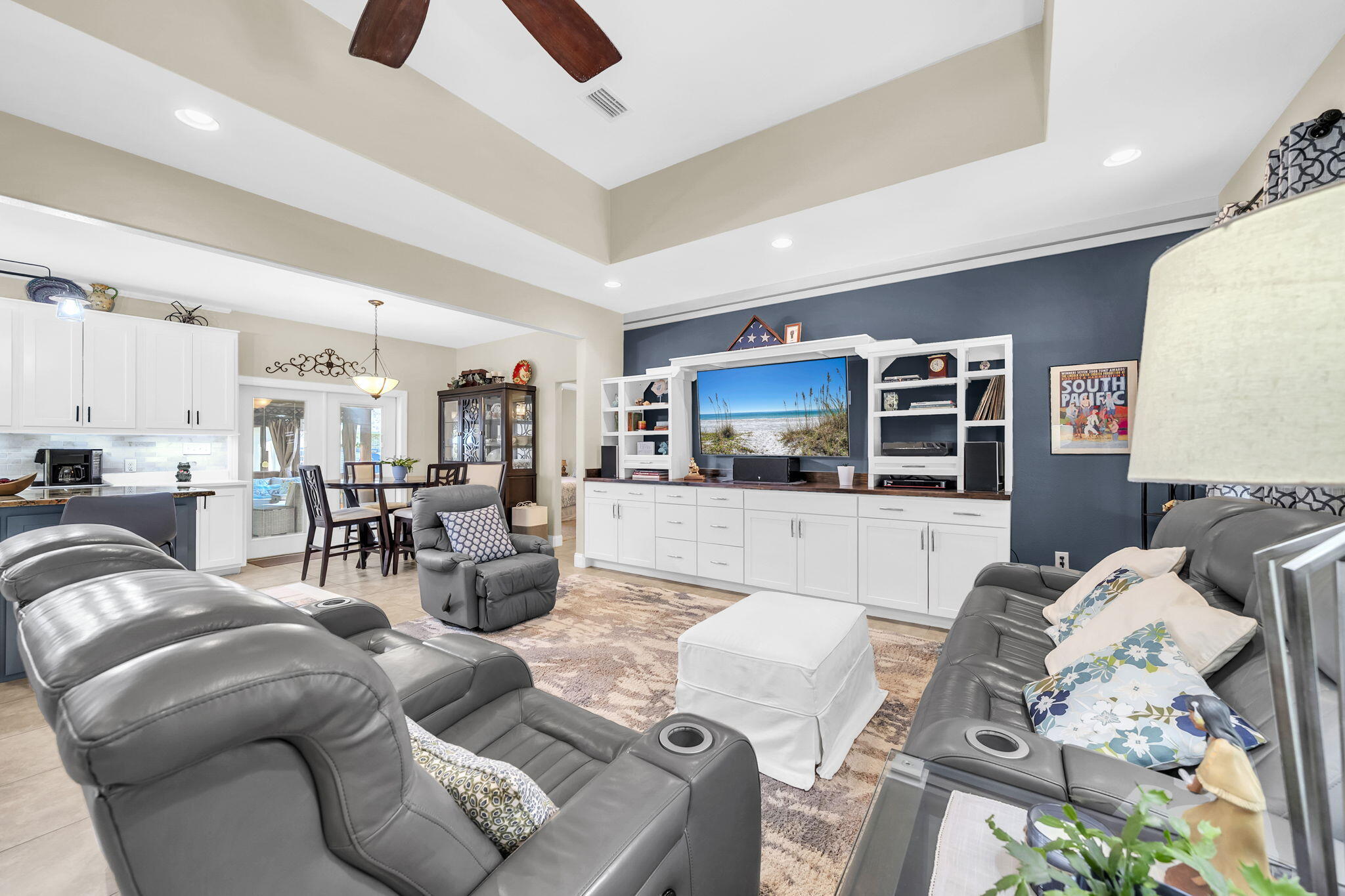 LAGRANGE SHORES - Residential