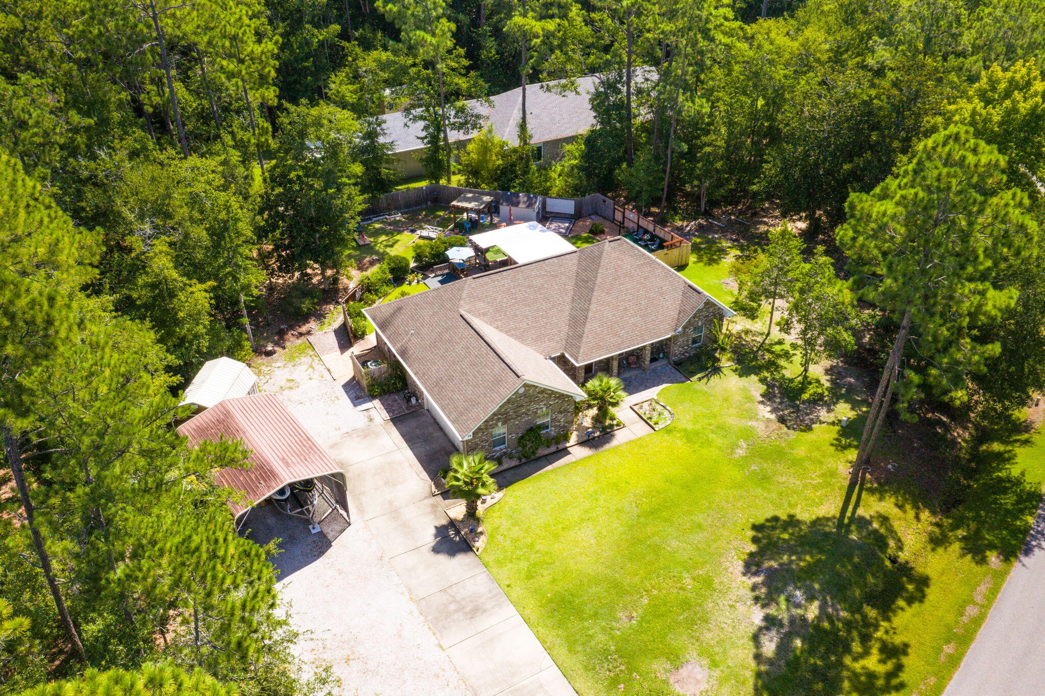 LAGRANGE SHORES - Residential