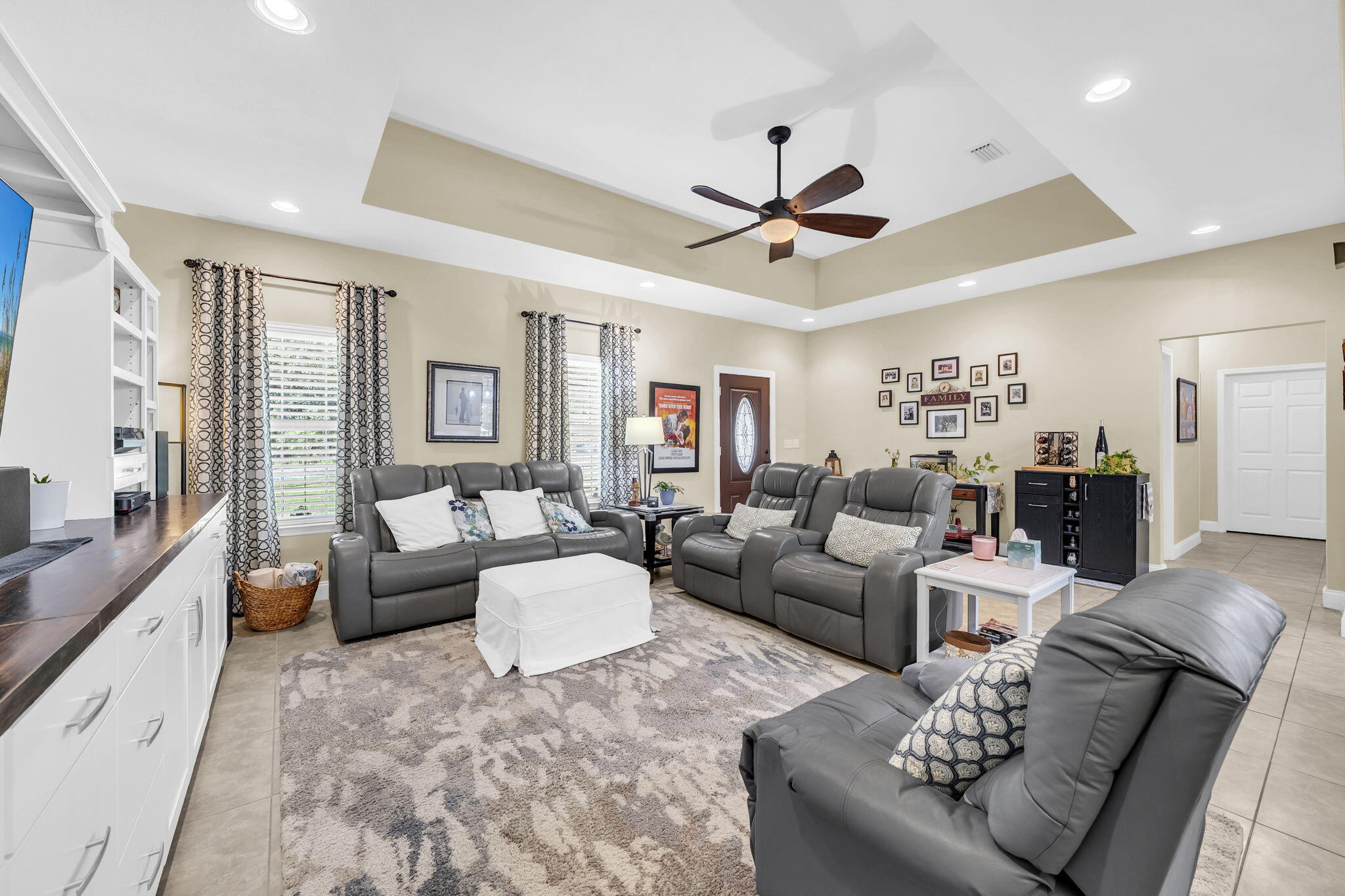 LAGRANGE SHORES - Residential