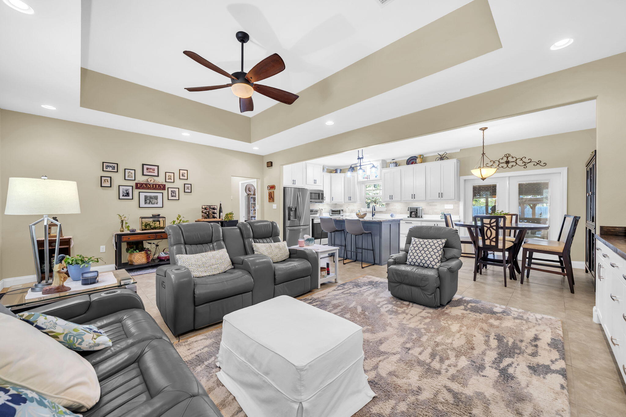 LAGRANGE SHORES - Residential