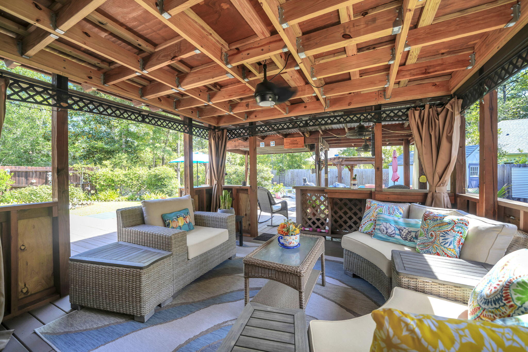 LAGRANGE SHORES - Residential