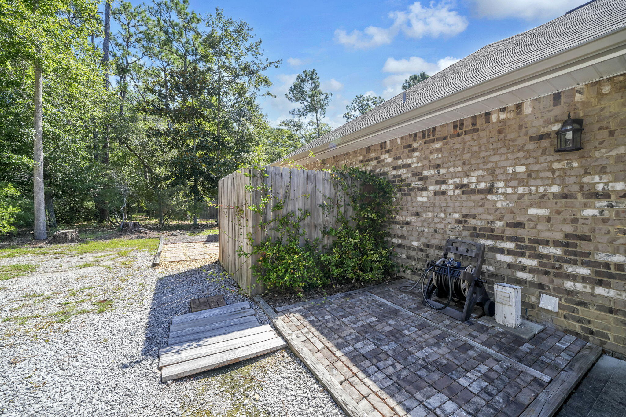 LAGRANGE SHORES - Residential