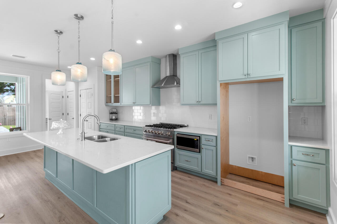 LAGUNA BEACH - Residential