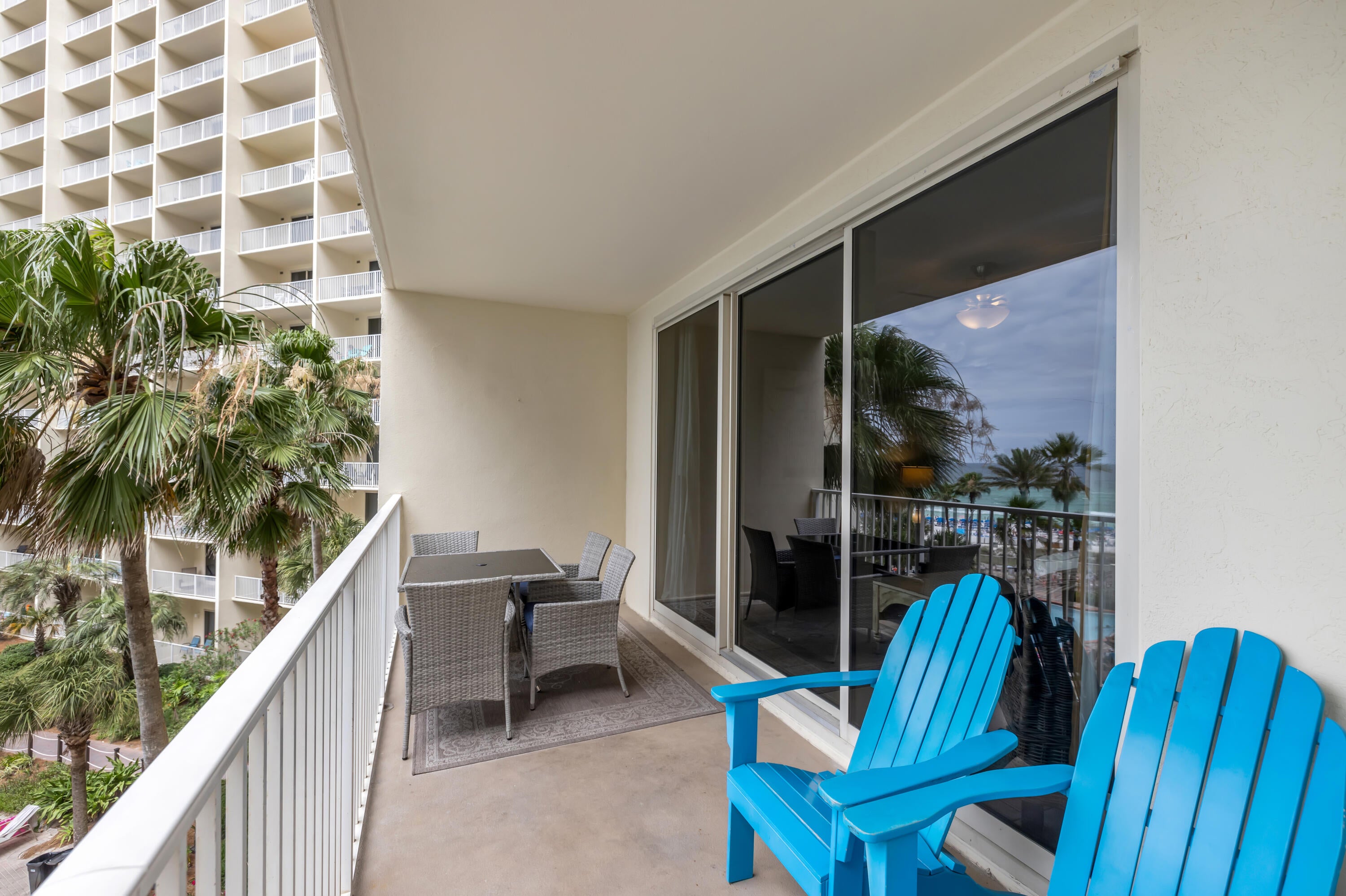 SHORES OF PANAMA - Residential
