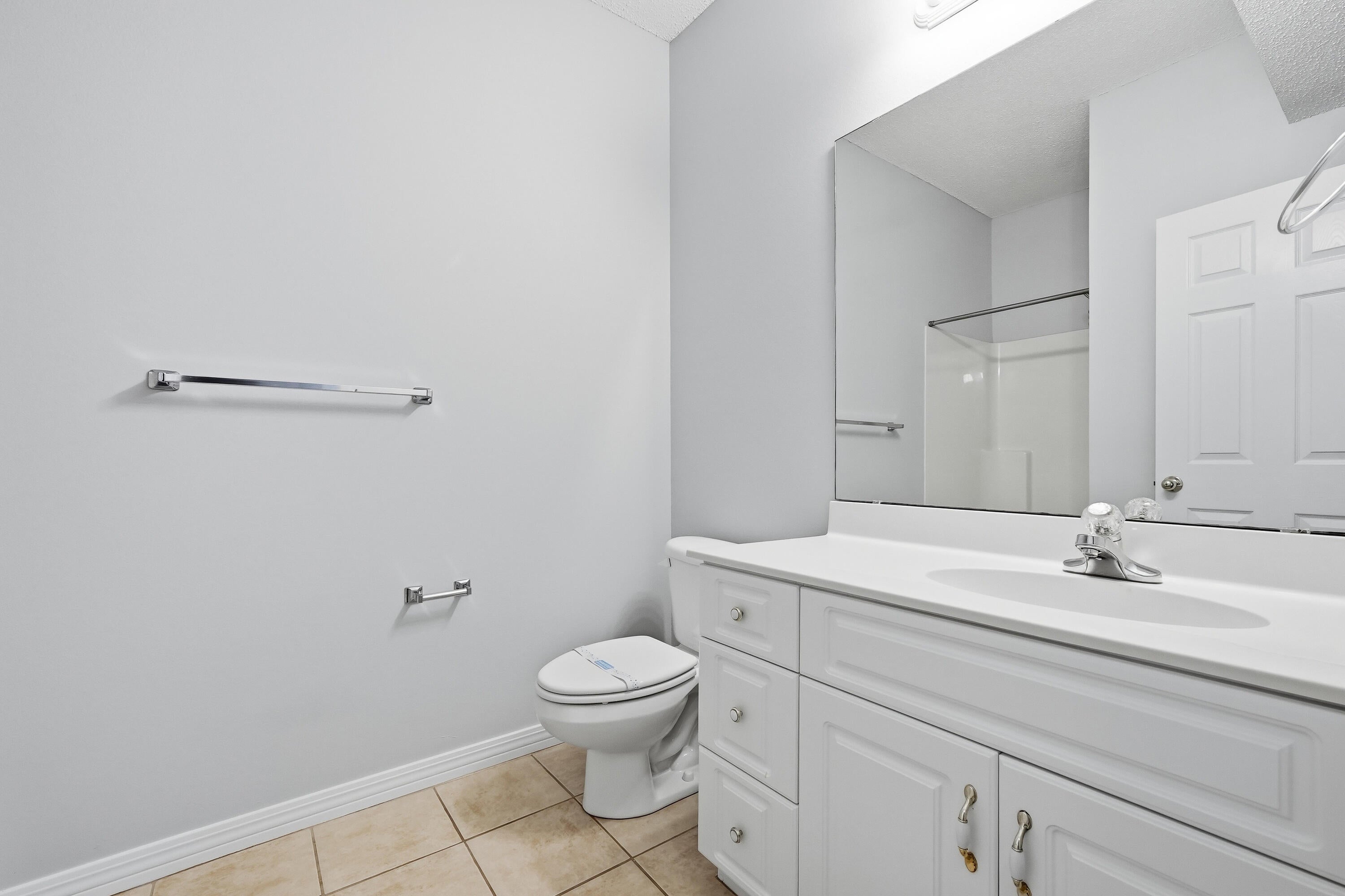 THE OAKS AT NICEVILLE PH I - Residential Lease