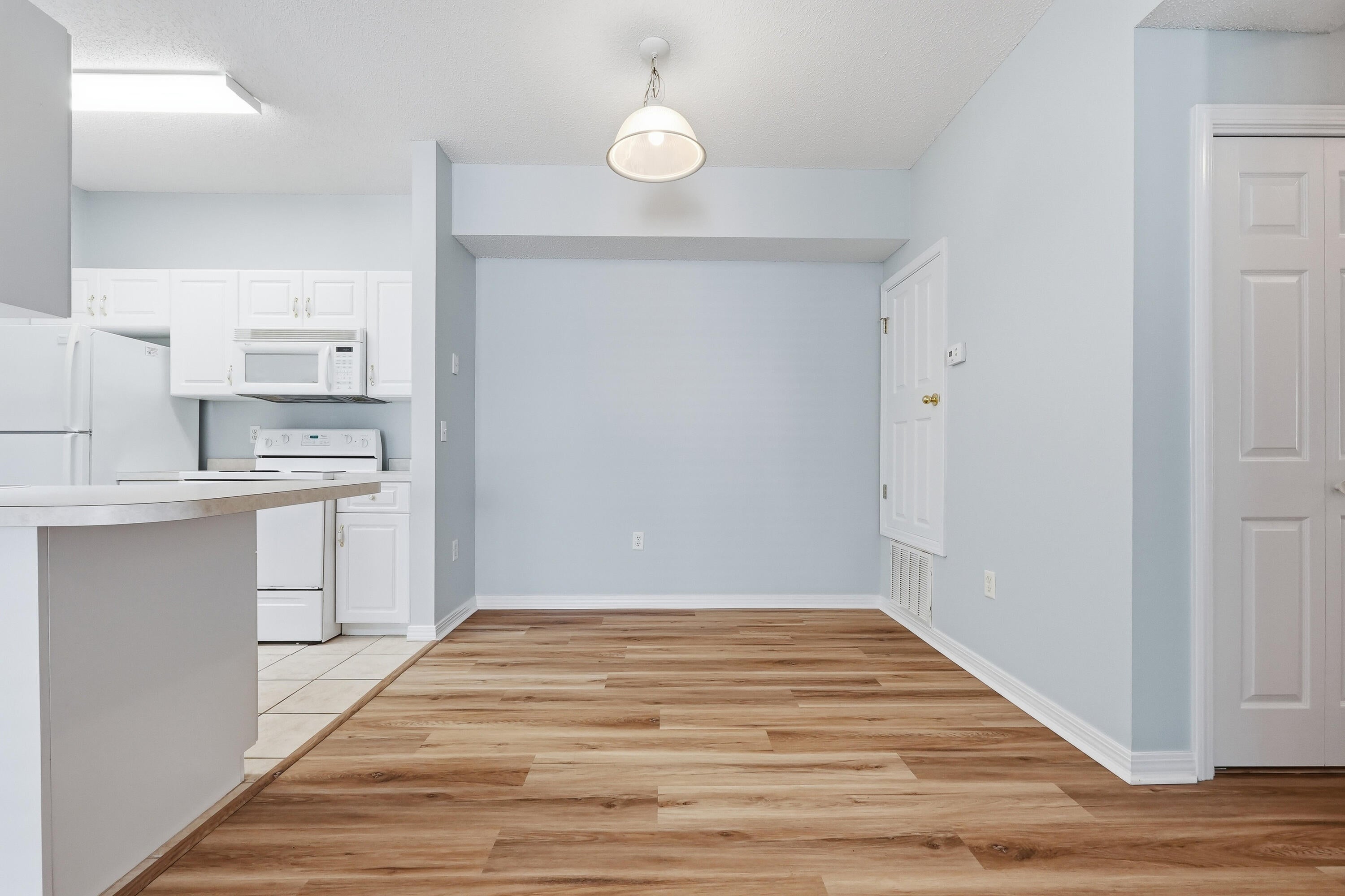 THE OAKS AT NICEVILLE PH I - Residential Lease