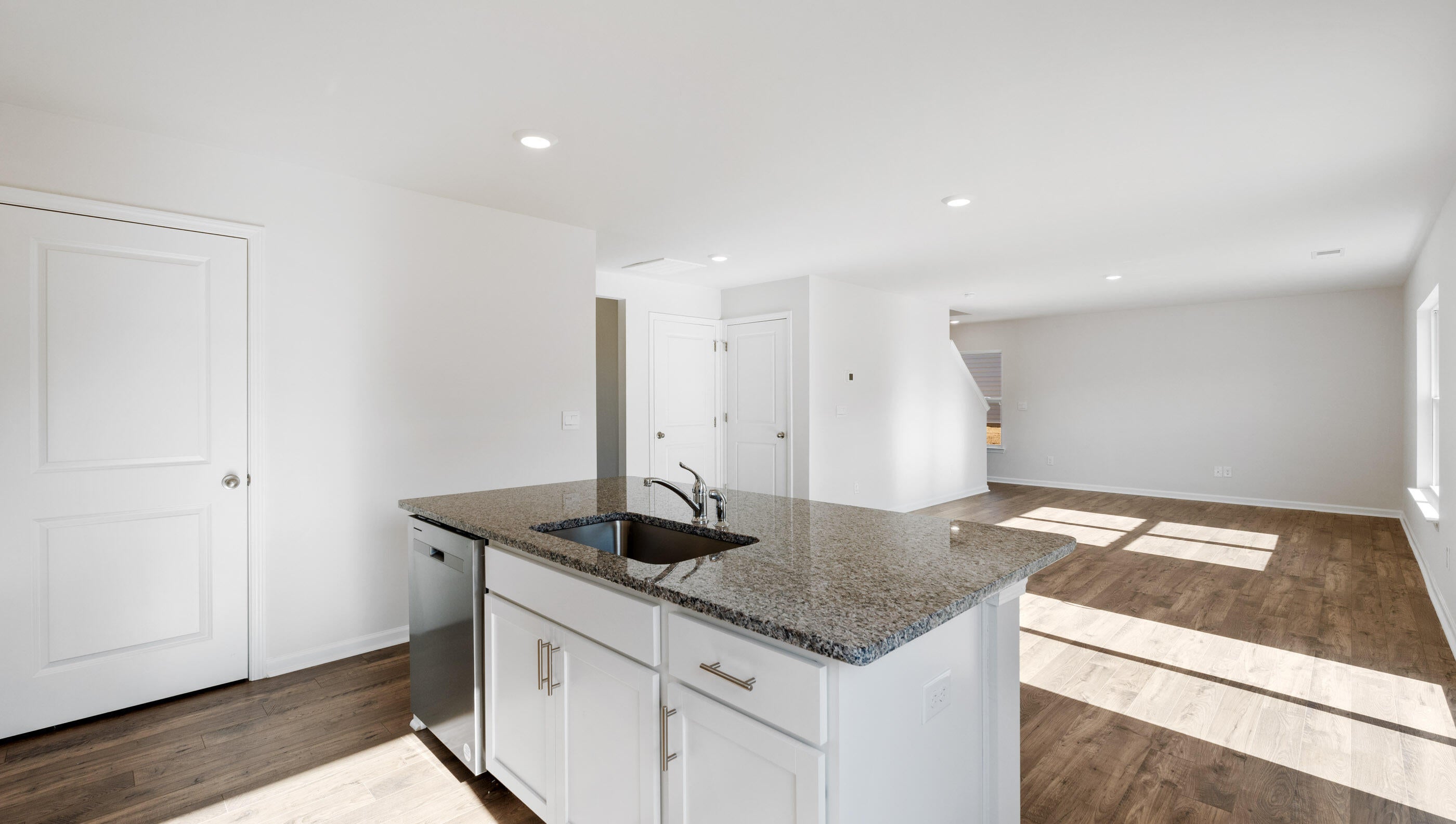 MAGNOLIA AT THE BLUFFS PHASE III - Residential