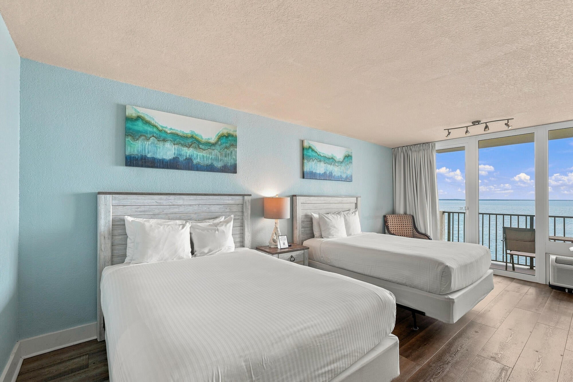 BAYSIDE CONDO SANDESTIN - Residential