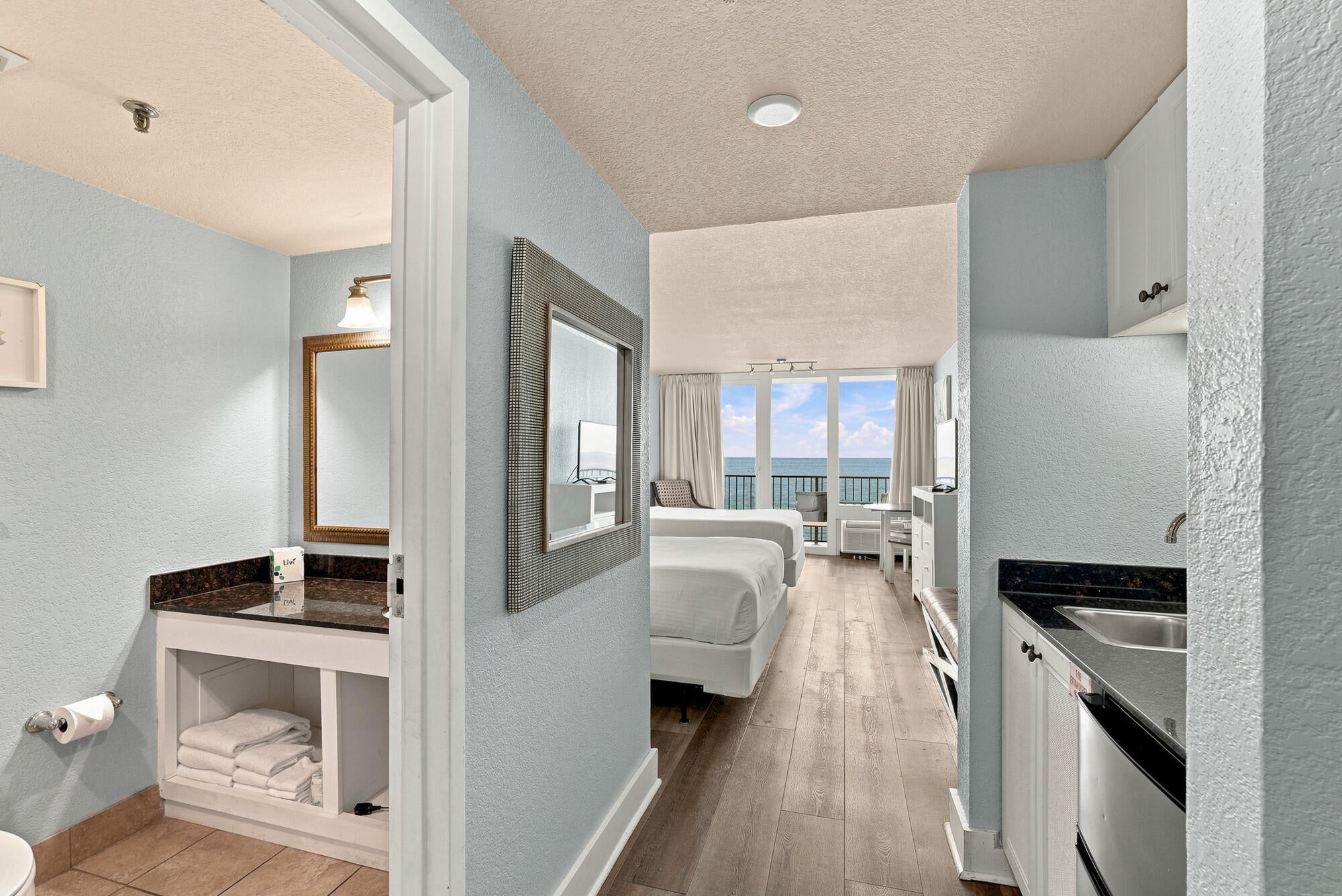 BAYSIDE CONDO SANDESTIN - Residential