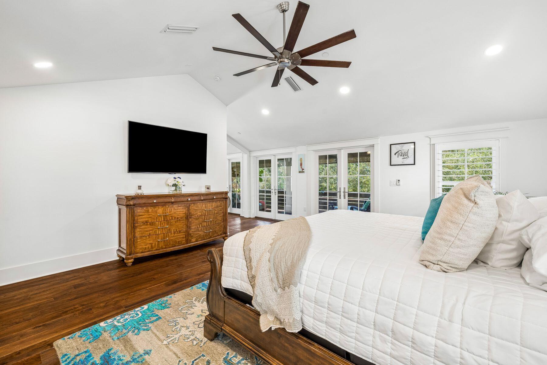 DRAPER LAKE COASTAL VILLAGE - Residential