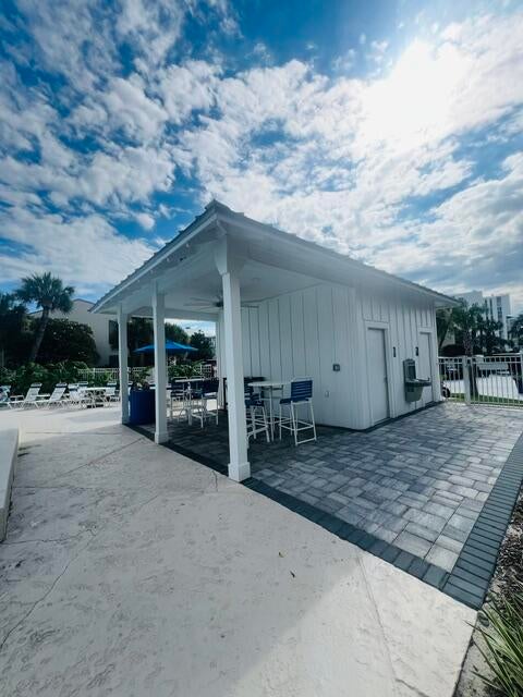 DOLPHIN POINT CONDO - Residential