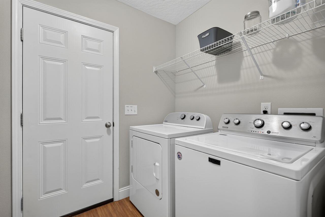 NAVARRE S/D 2ND ADDN - Residential
