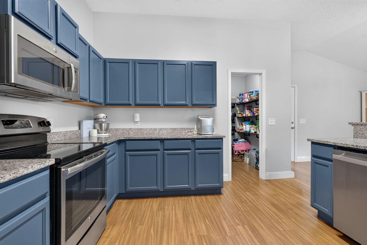 NAVARRE S/D 2ND ADDN - Residential