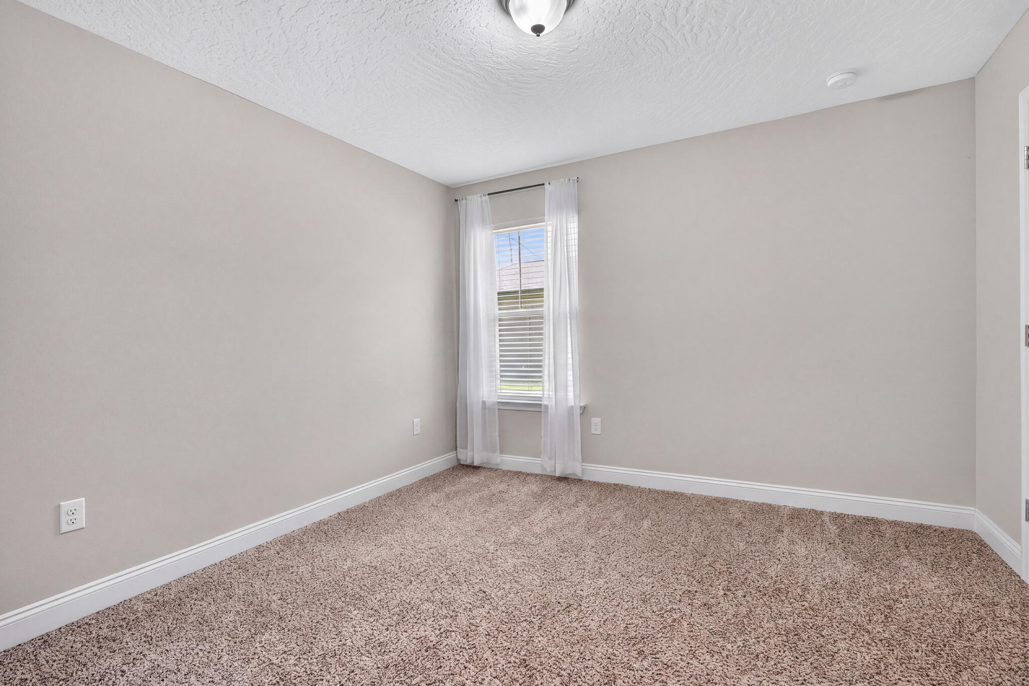 NAVARRE S/D 2ND ADDN - Residential