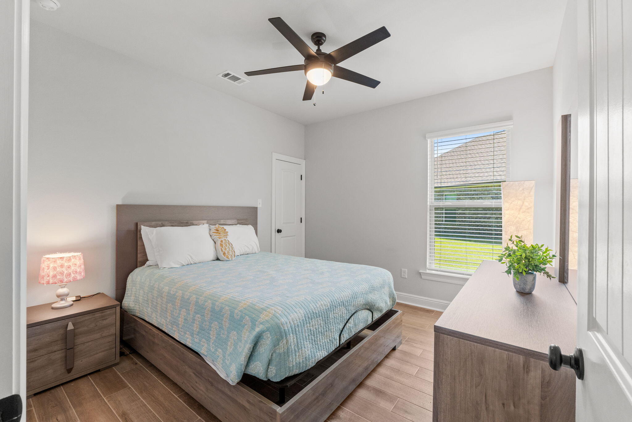 HAMMOCK BAY - WILDFLOWER - Residential