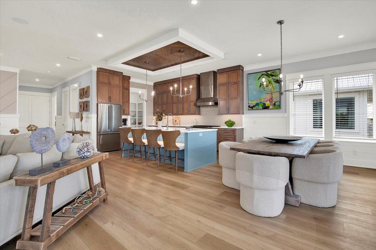 LULLWATER BEACH - Residential