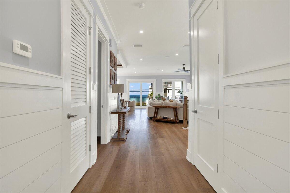 LULLWATER BEACH - Residential