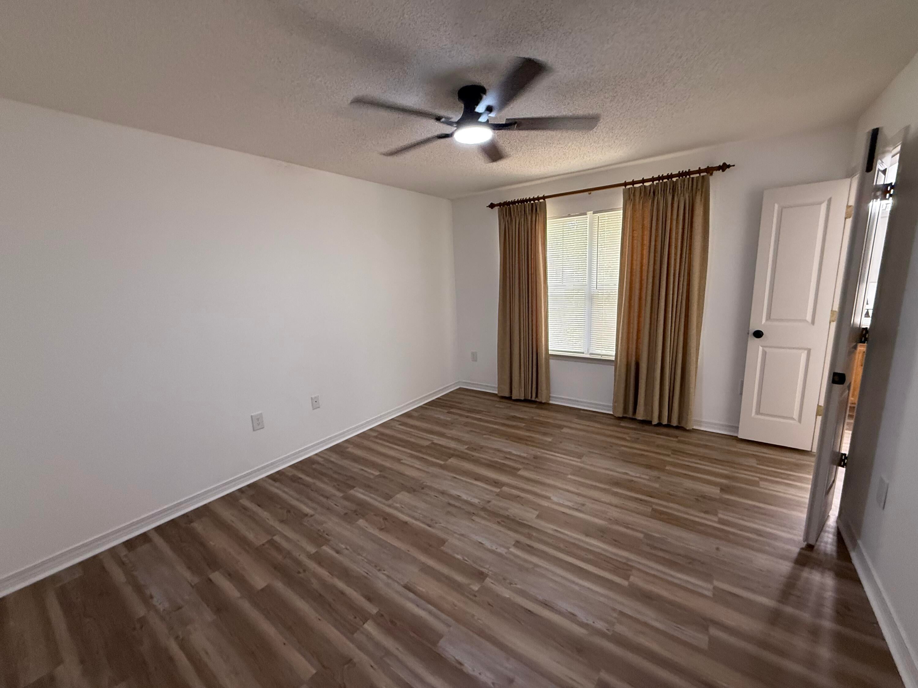 HUNTERS' RIDGE - Residential Lease