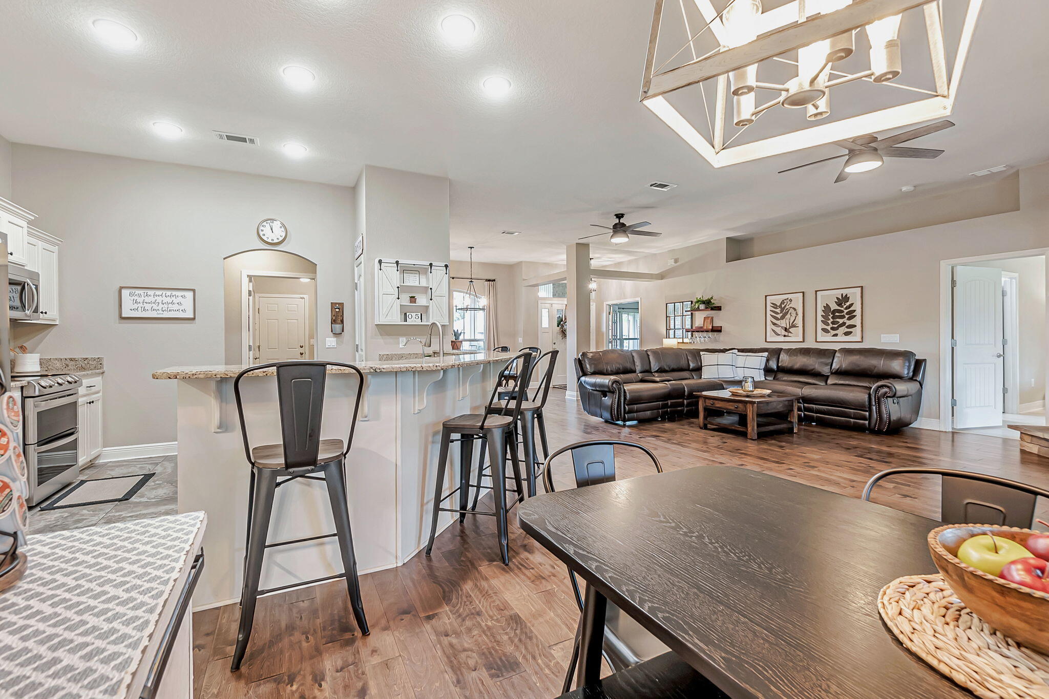HOLLEY BY THE SEA - Residential