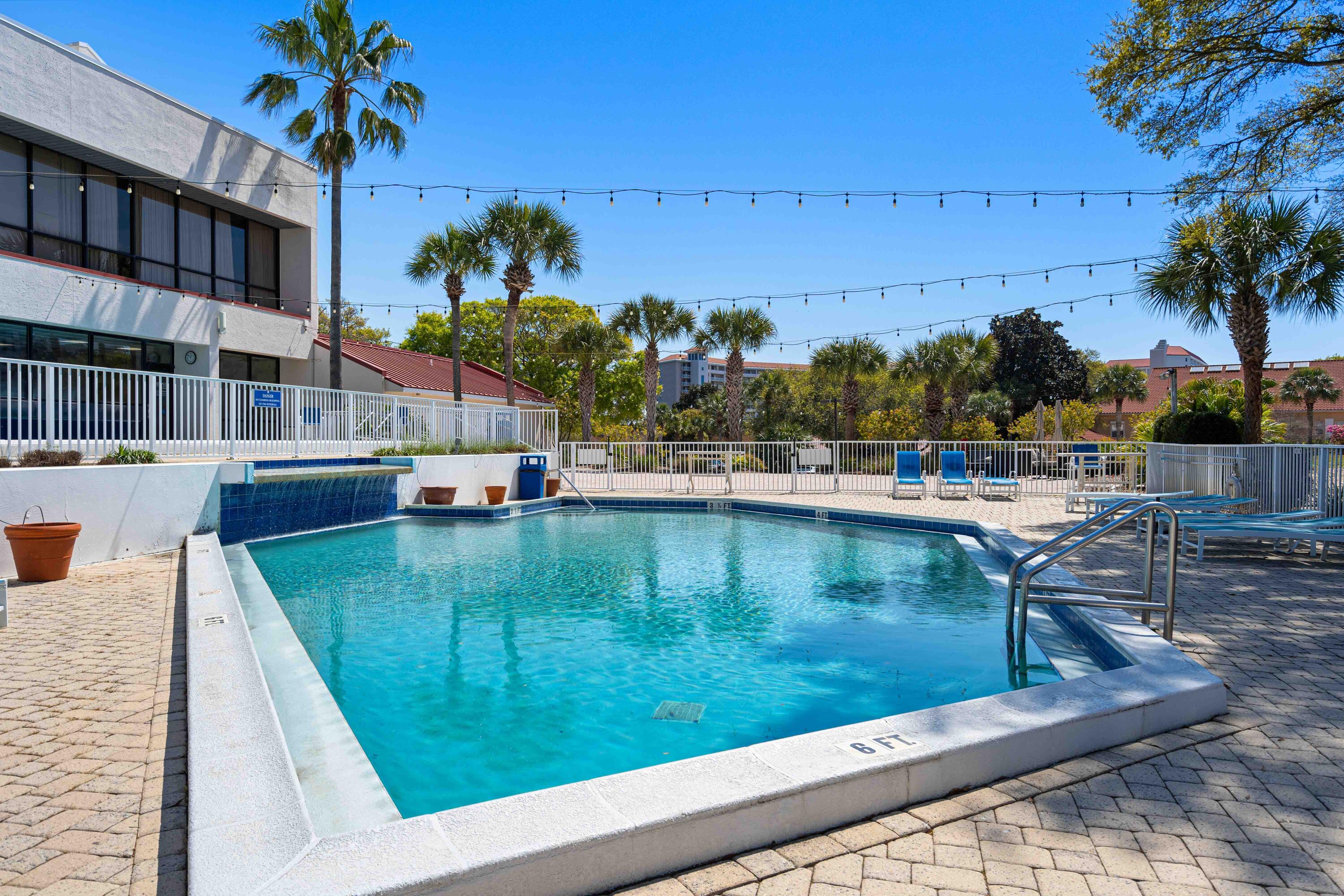 Grand Villas at Tops'l Beach Club - Residential