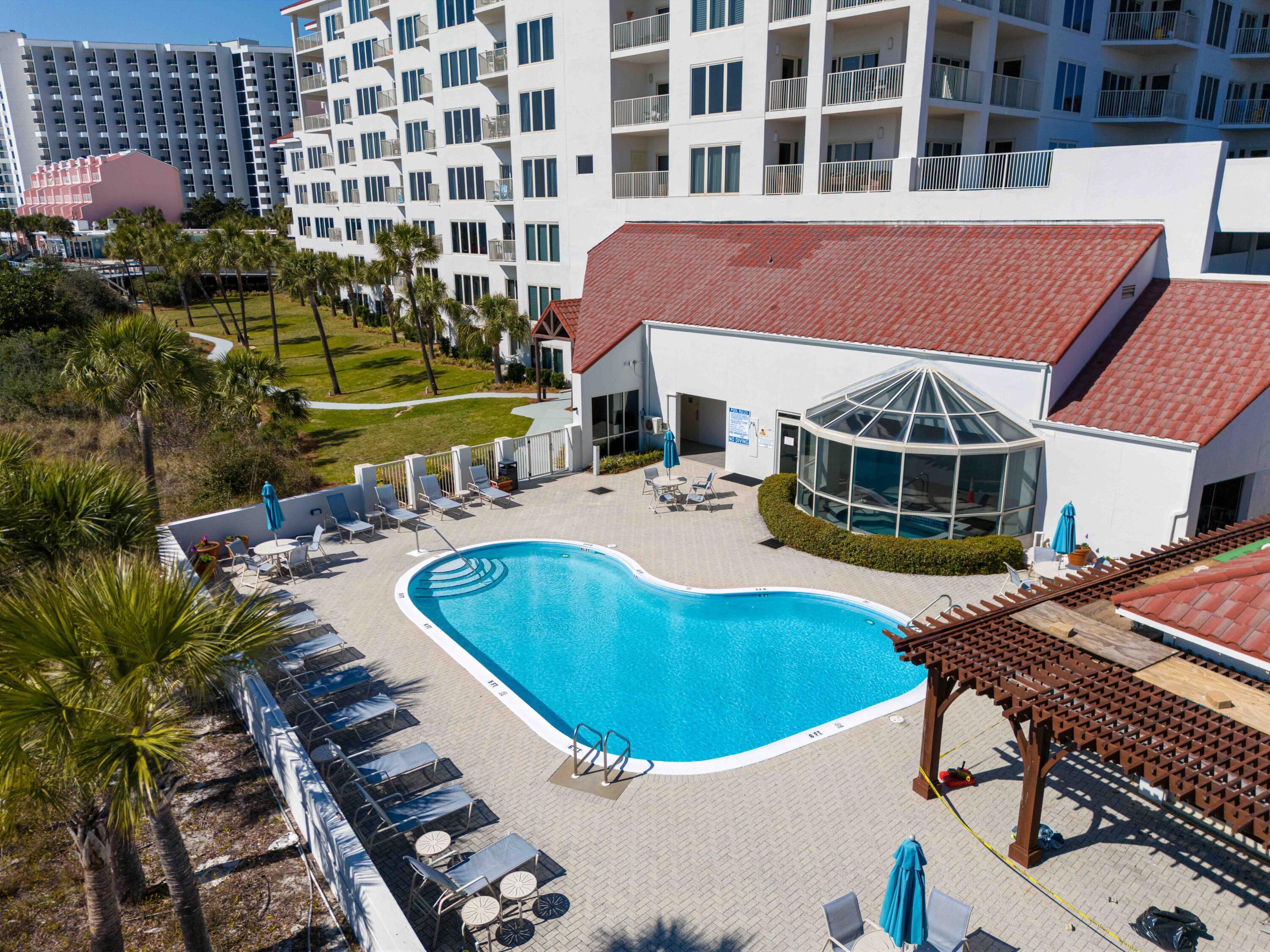 Grand Villas at Tops'l Beach Club - Residential