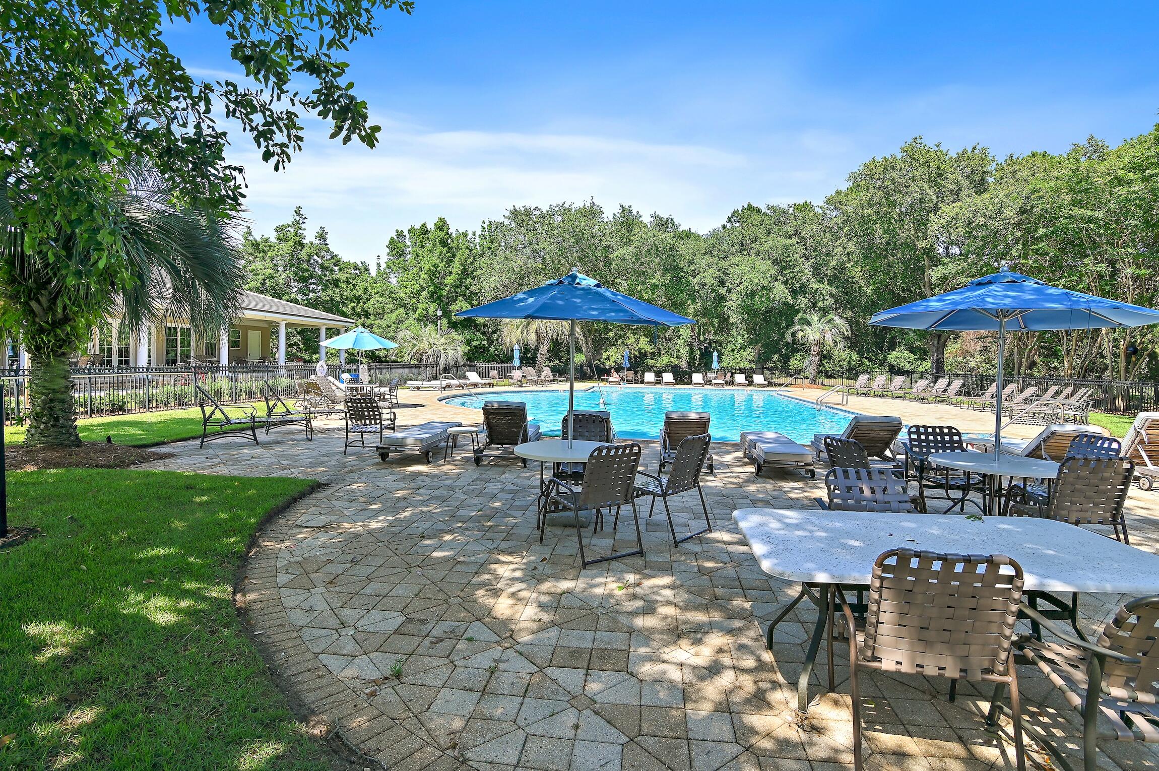 ONE WATER PLACE - Residential