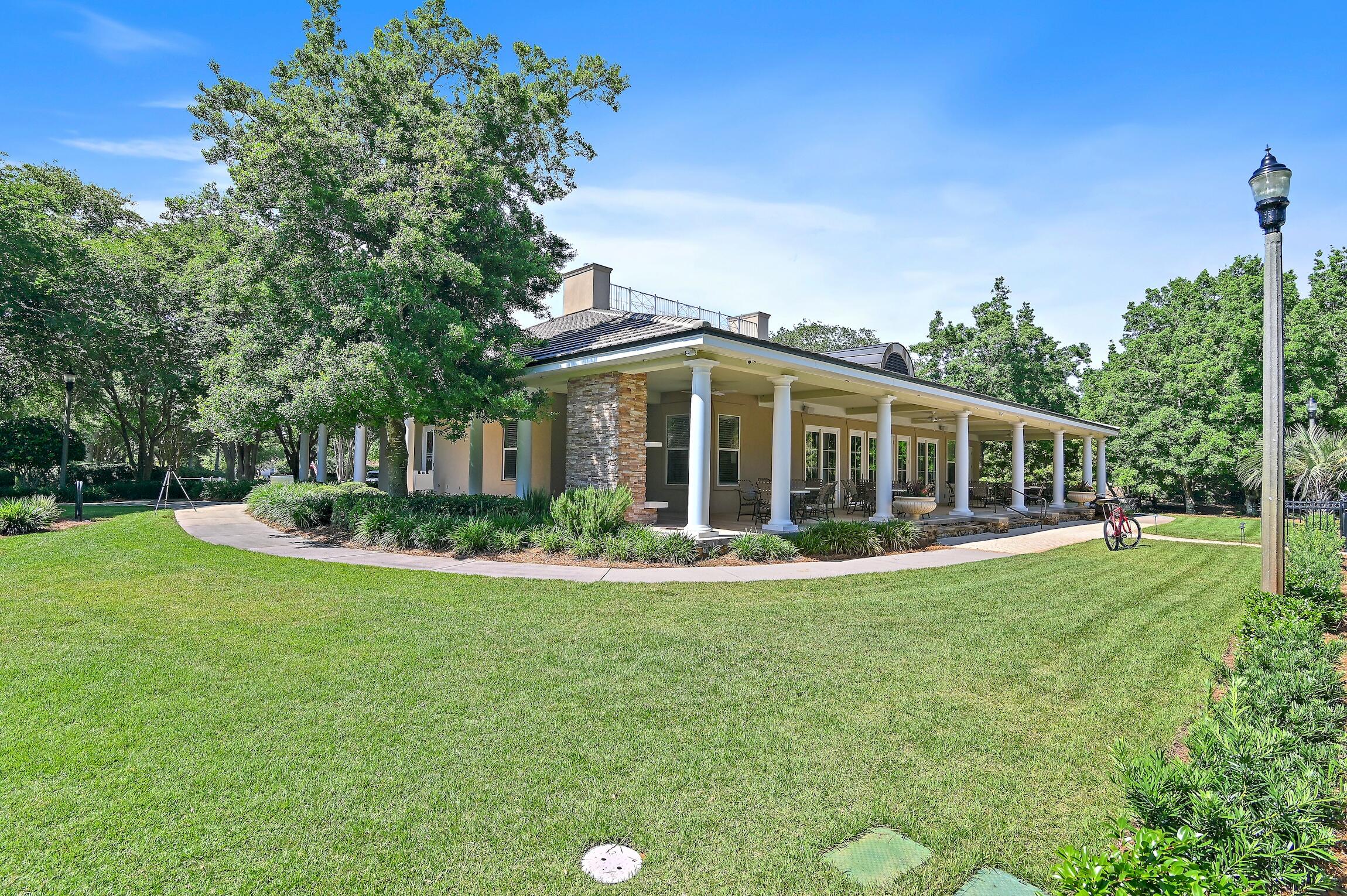 ONE WATER PLACE - Residential