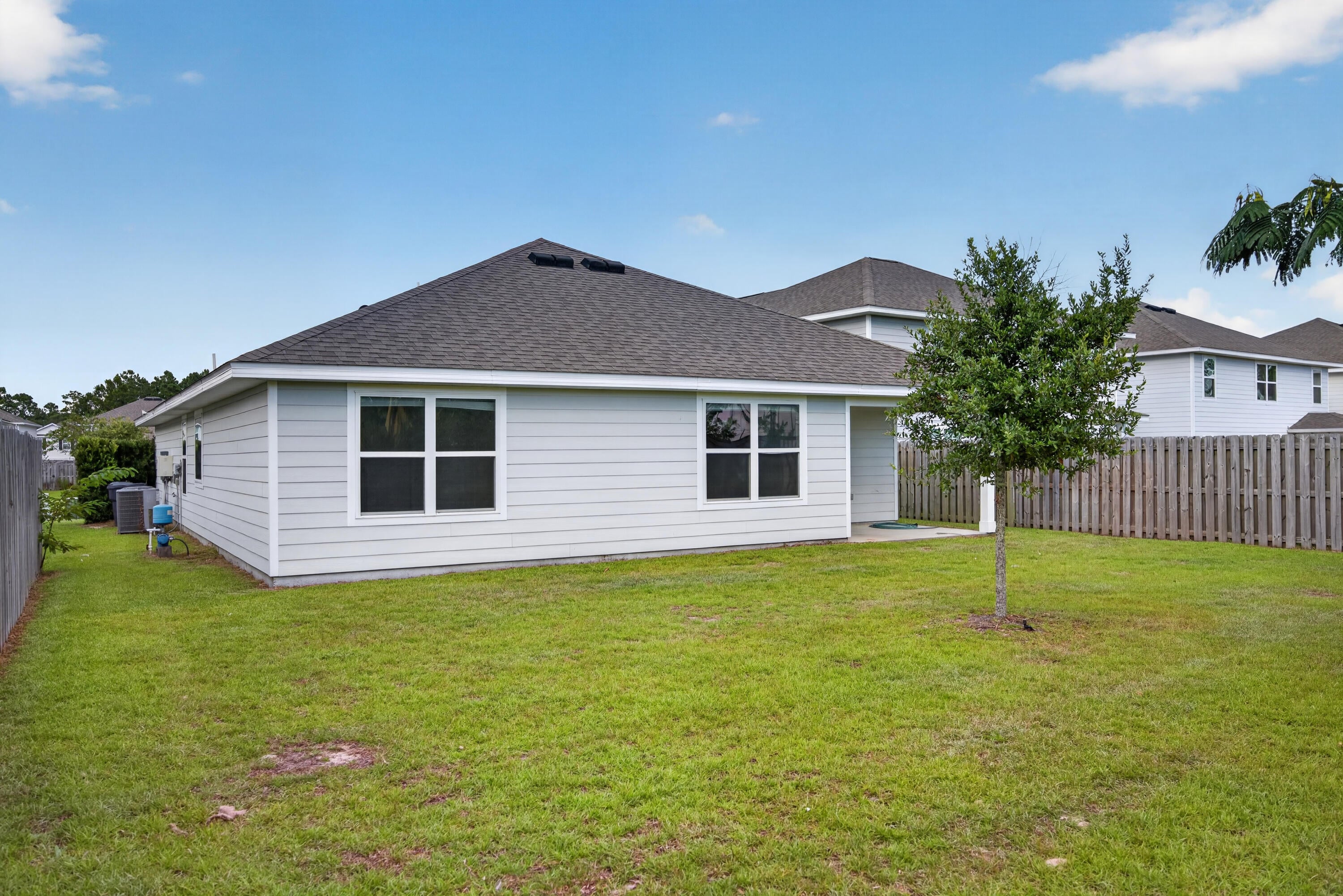 HAMMOCK BAY - Residential