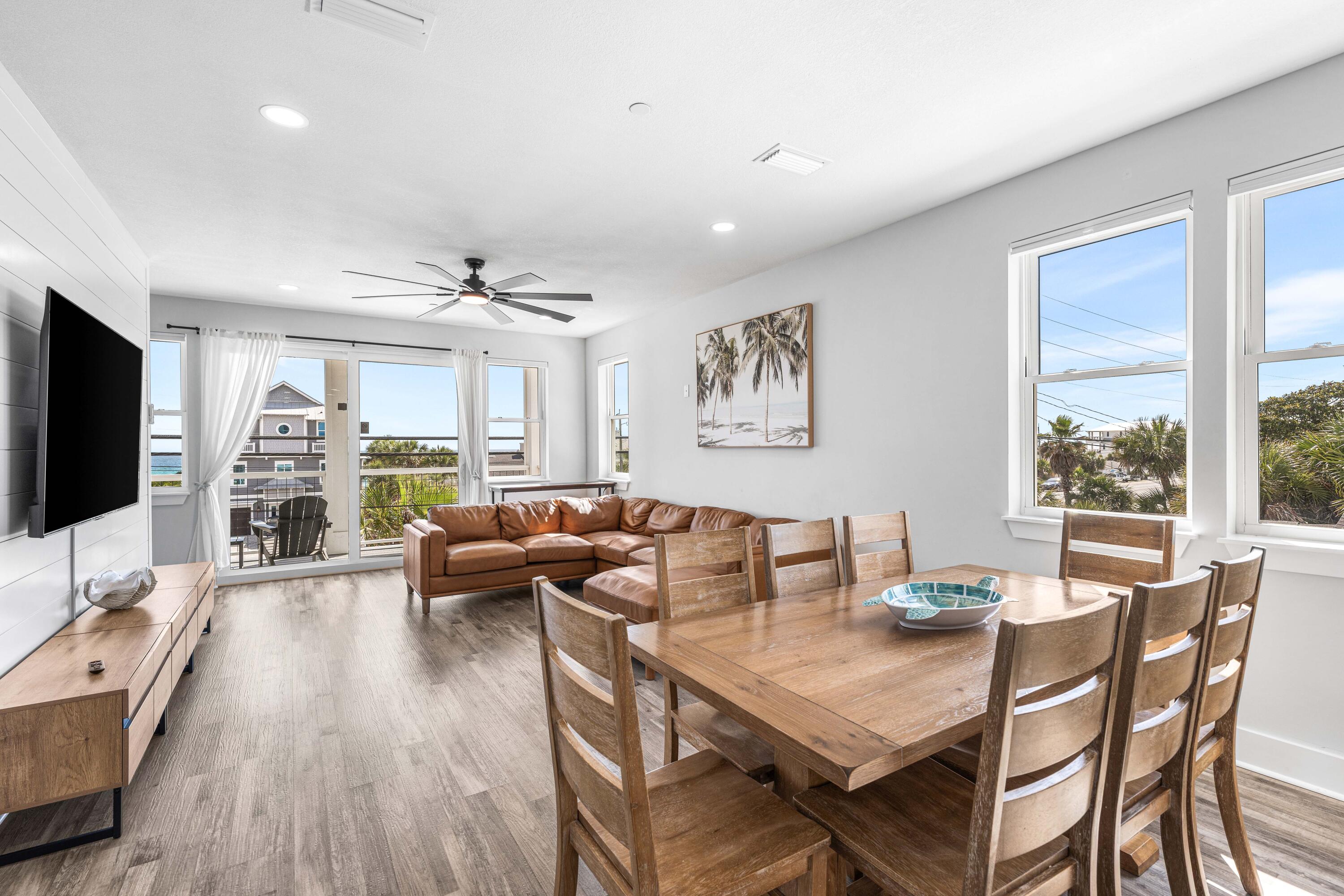 BAHAMA BEACH - Residential