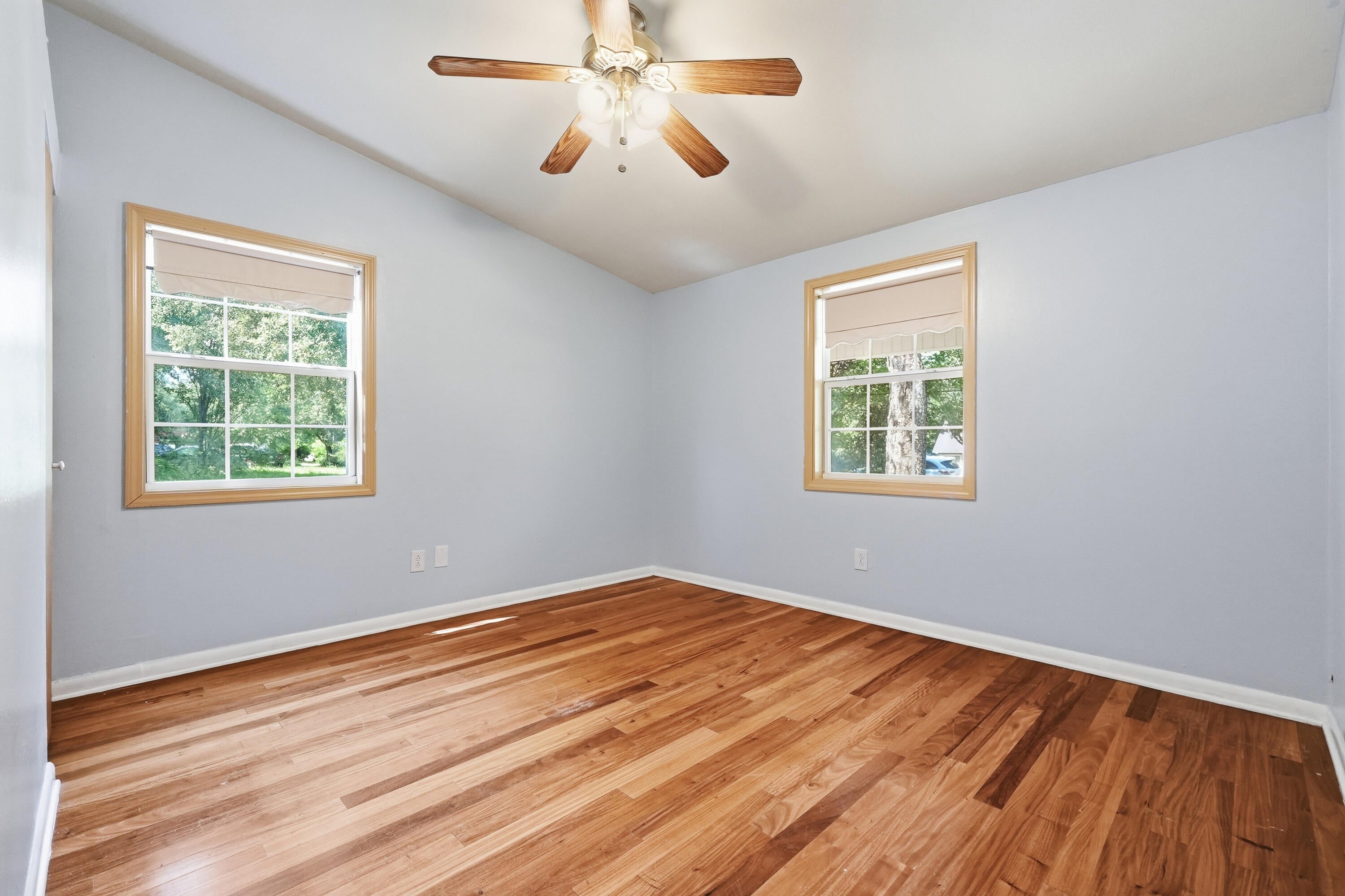 KINGS COURT - Residential