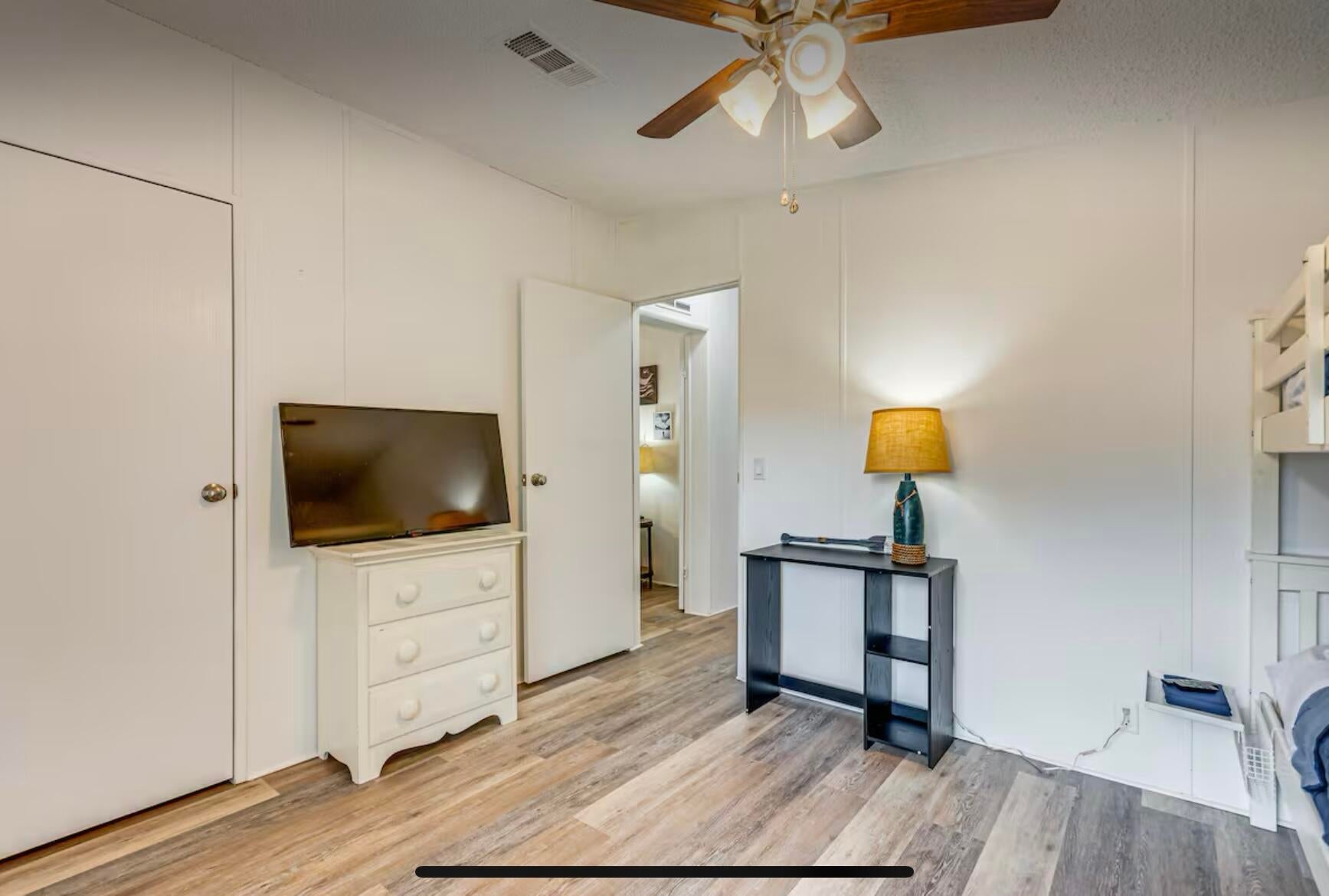EAST BAY HEIGHTS - Residential