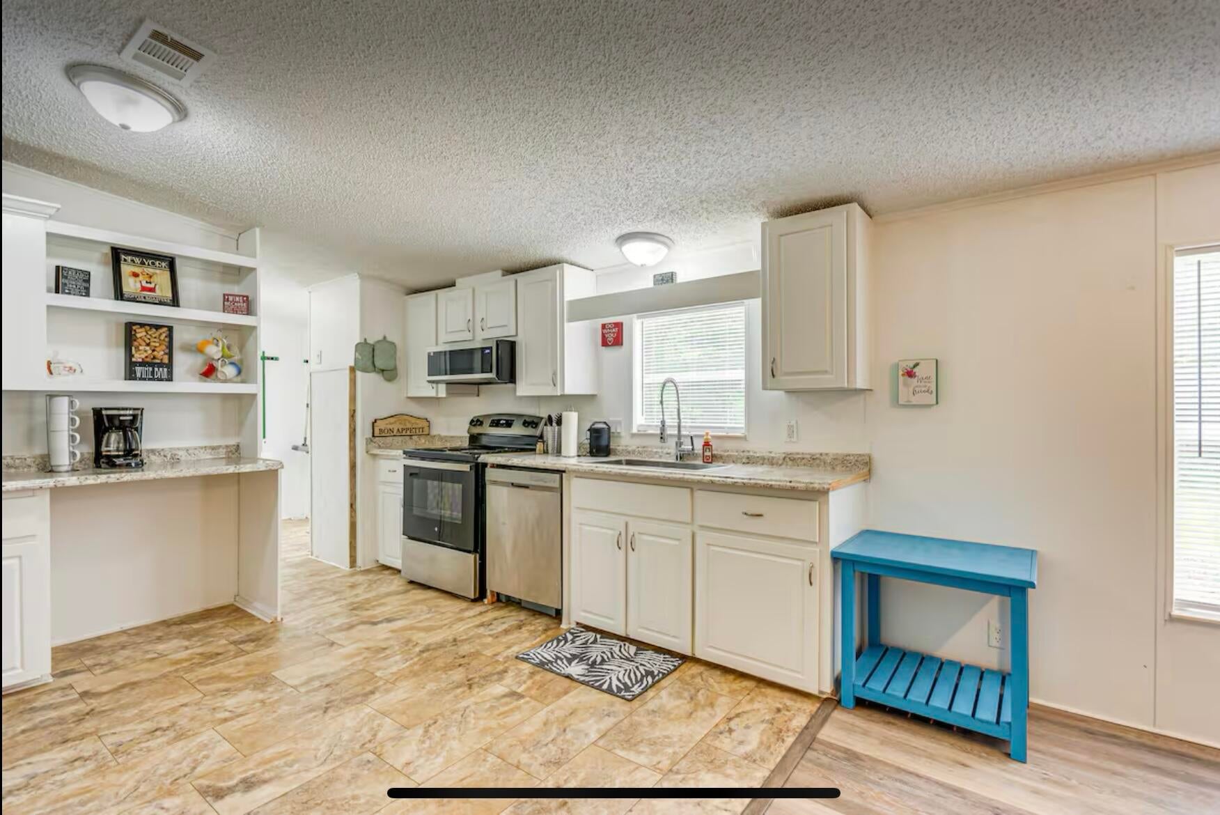 EAST BAY HEIGHTS - Residential