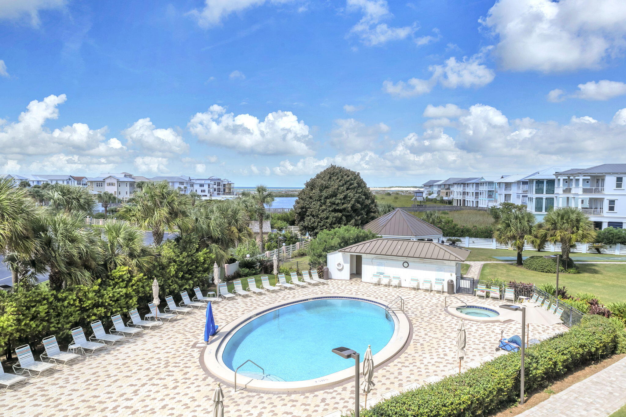 ISLANDER CONDO PH 2 - Residential