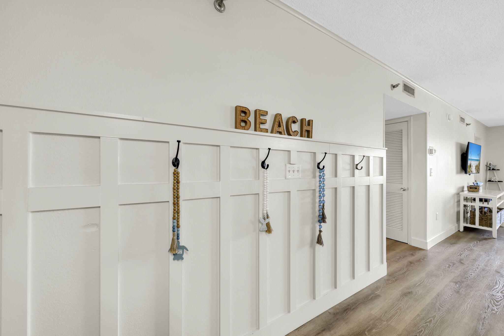 ISLANDER CONDO PH 2 - Residential