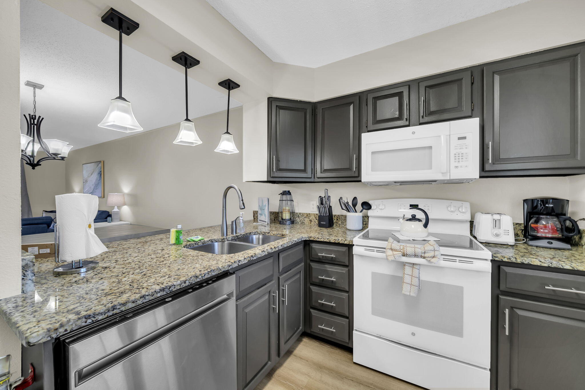 ISLANDER CONDO PH 2 - Residential