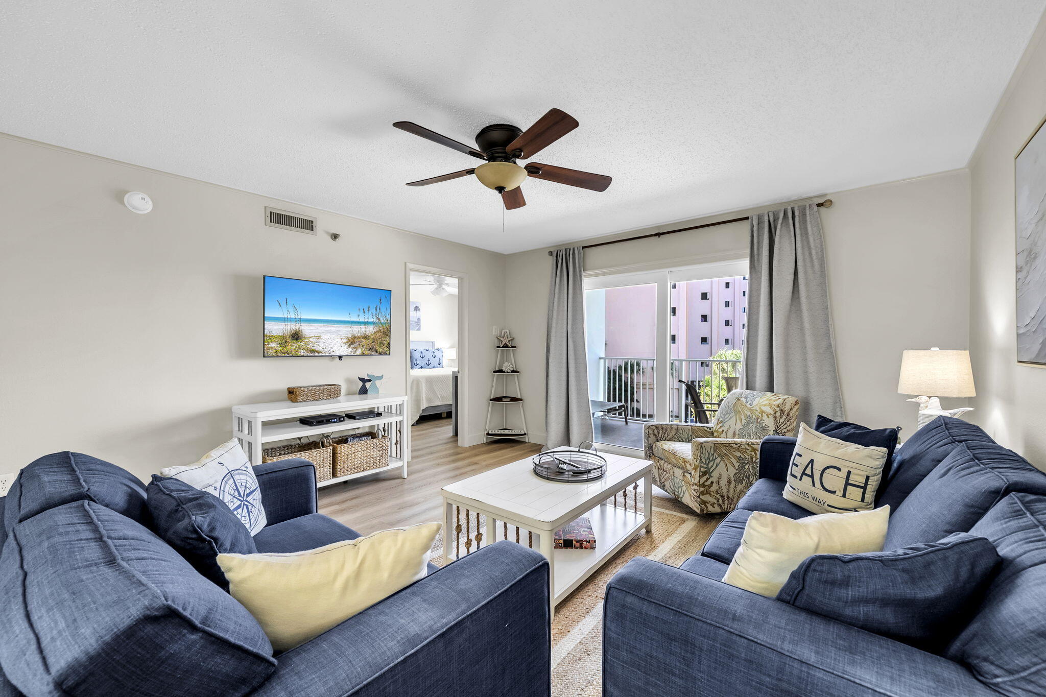 ISLANDER CONDO PH 2 - Residential